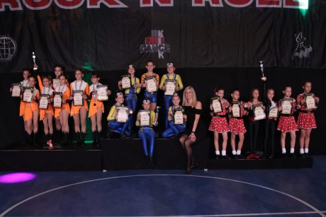 Hat arany-, öt ezüst- és két bronzéremmel tértek haza a főnixesek